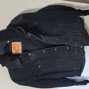 Jean jacket with hood